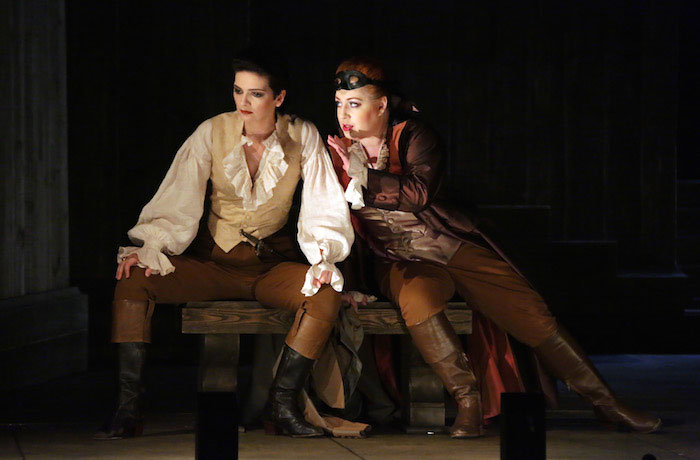 ©Brescia/Amisano. Marianne Crebassa e Inga Kalna en el primer acto de Lucio Silla en La Scala 2015