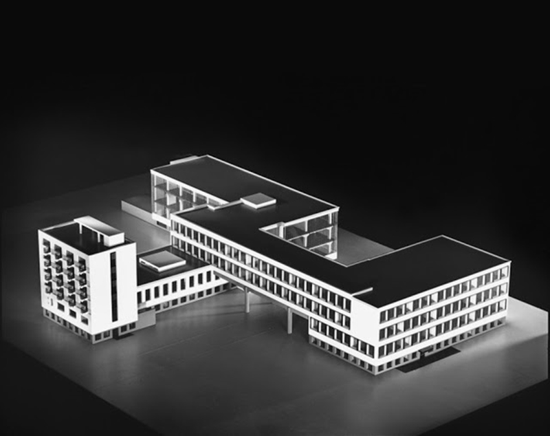 © Escuela de diseño Bauhaus, Dessau (Alemania). Fotografía Thomas Lewandovski. 