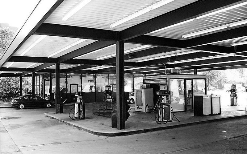 Gasolinera en Nun Island (Canadá), 1966. Arquitecto Mies Van Der Rohe.