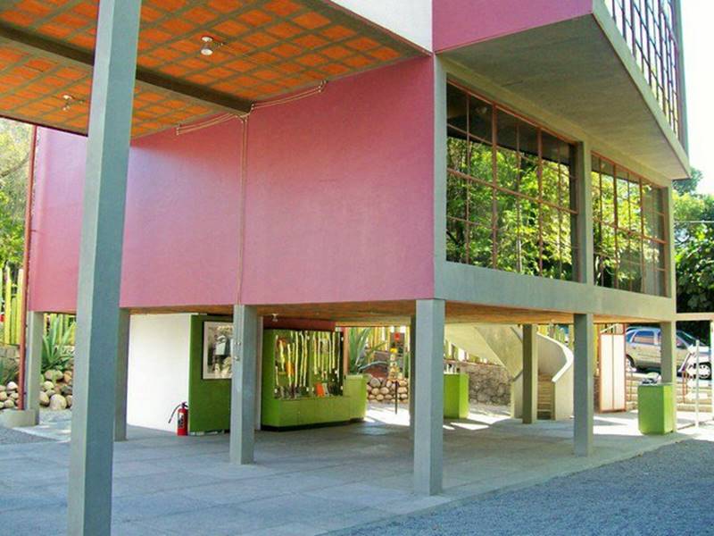 Casa estudio Frida Kahlo y Diego Rivera en México, arquitecto Juan O'Gorman. © Fotografía wikiarquitectura
