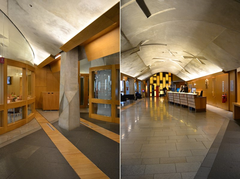 Hall de entrada del Edificio del Parlamento de Edimburgo, arquitecto Enric Miralles. © Fotografía SJLL.