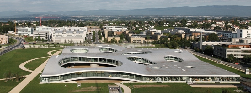 SANAA, arquitectos. Centro de aprendizaje Rólex en Suiza. © Fotografía EPFL/Alain Herzog.