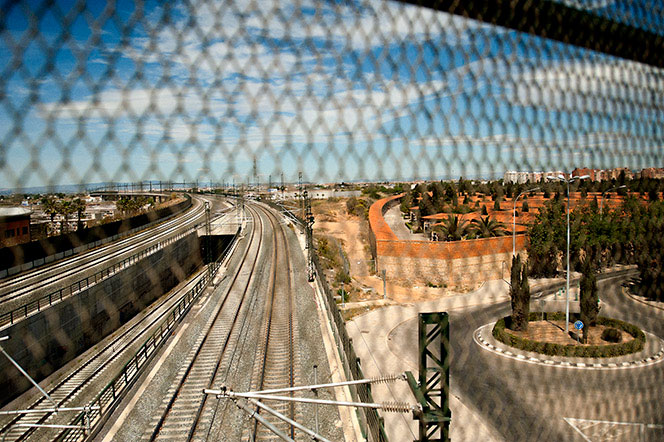 Paseos al límite  #2: Valencia férrea y funeraria