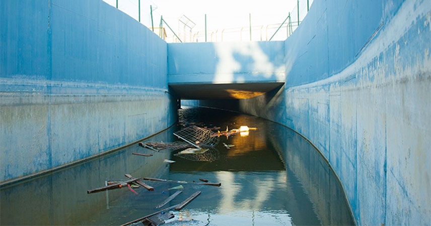 Túnel inferior del circuito de Fórmula Uno junto al vioejo cauce del río Turia. Foto: Juanjo Hernández