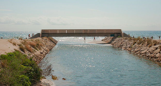 Paseos al límite #15: Fronteras malva de agua y hierro