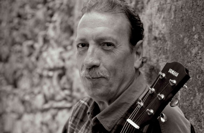 Eduardo Bort: la vuelta del más histórico guitar hero valenciano