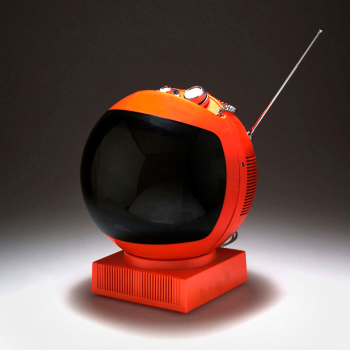 Televisor Nivico 3240 GM para JVC, 1970.
