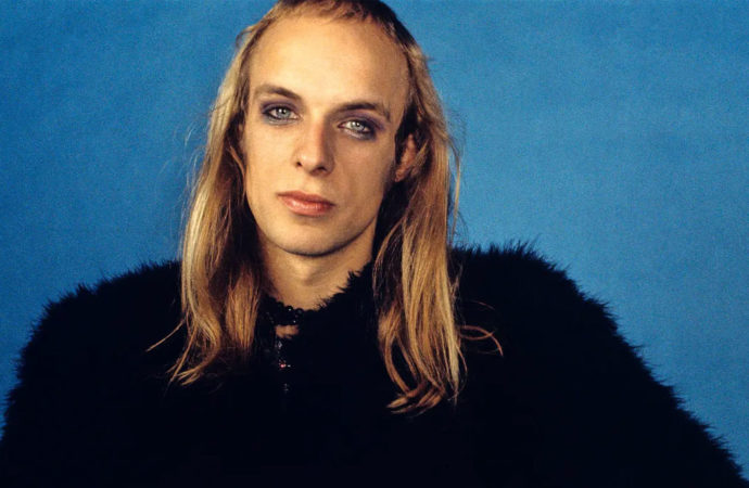 Brian Eno, el cambio de líquido a gaseoso