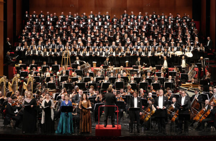 Una magnífica «Octava» de Mahler vuelve a la Scala