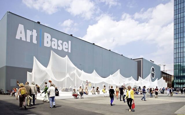 Art Basel 2025: color, escala y diálogo urbano en la capital suiza del arte