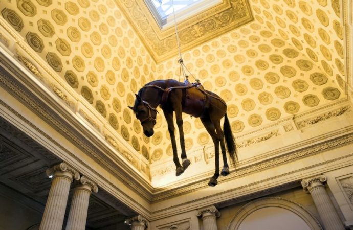 ¿Arte político? La rebeldía cabe en una sala blanca