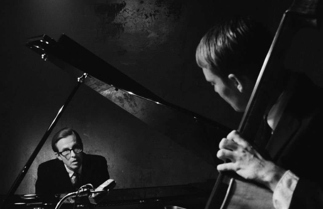 Everybody Digs Bill Evans