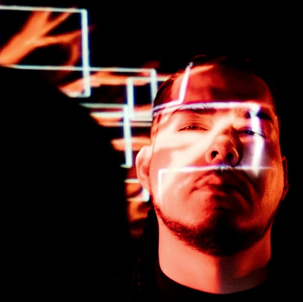 Marina Barruer. Visuales con TouchDesigner.