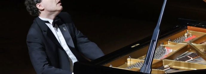 Kissin at la Fenice: The Restrained Pulse of the Piano